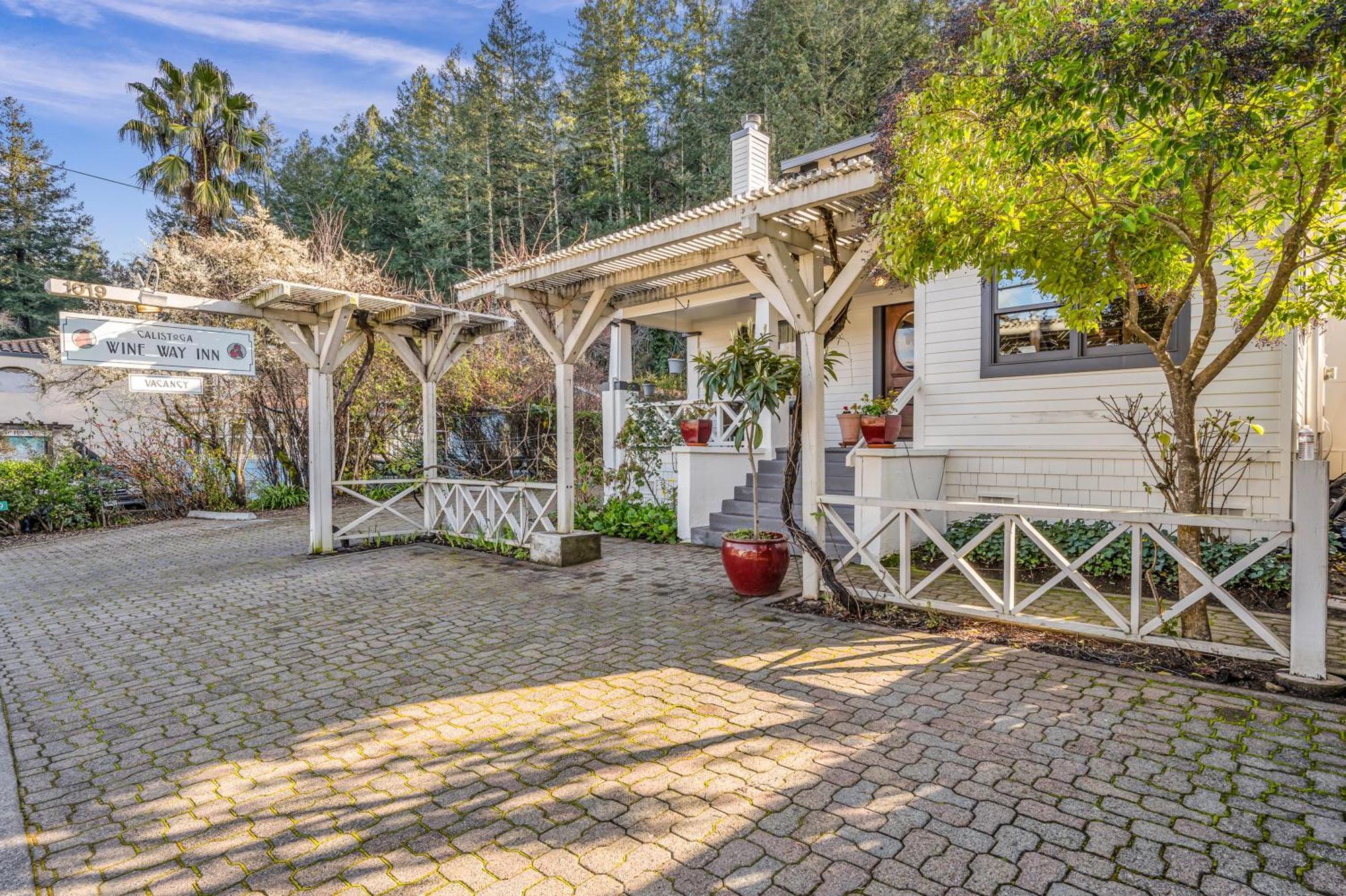 Calistoga Wine Way Inn Екстериор снимка